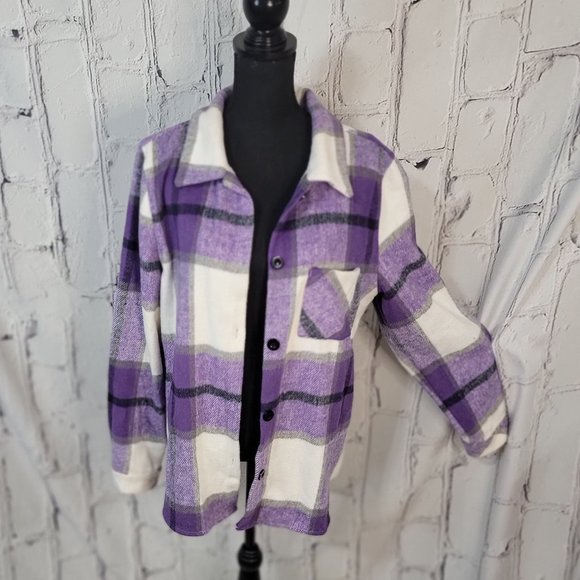 1 Clique Jackets & Blazers - Relaxed Purple and White Plaid Flannel Button Down Shacket with Breast Pocket L